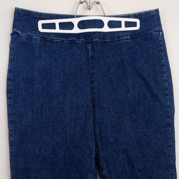 Euro Stretchy Denim Blue Jean Capri Pants - Picture 5 of 12